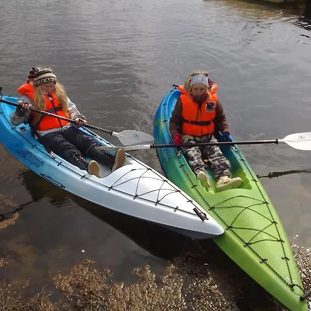 Gulen Dive Vandrerhjem Dalsøyra