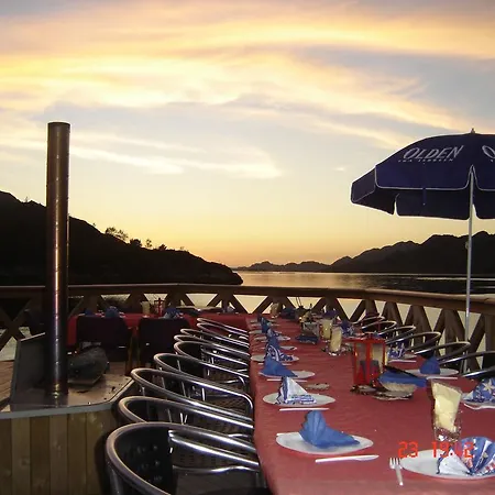 Gulen Dive Vandrerhjem