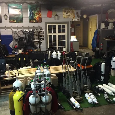 Gulen Dive Hostel